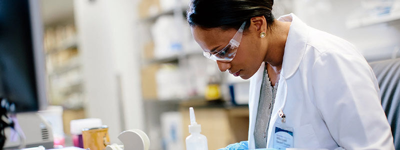 mp_sector_healthcare-and-life-sciences